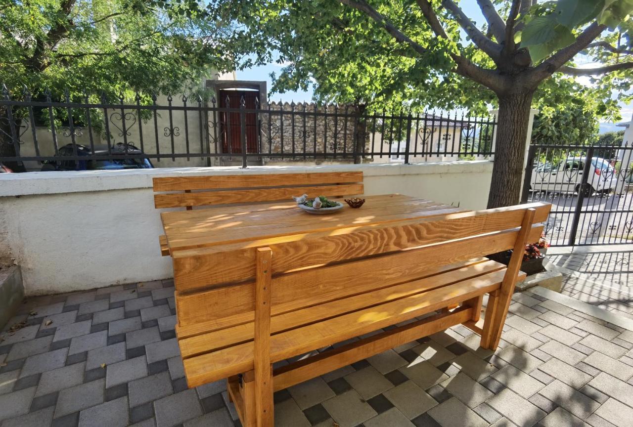 Studio Apartment Lipa 塞尼 外观 照片